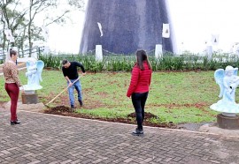 Fotos: Assessoria Pref. Itaipulândia 