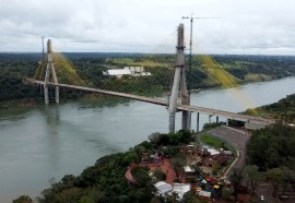 Ponte da Integração em Foz do Iguaçu tem 95,5% das obras concluídas - Foto: DER/PARANÁ