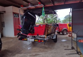 Bombeiros retomam buscas por jovem desaparecido no Rio Paraná -  Foto Rádio Cultura Foz