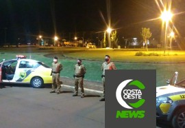 A Polícia Militar também esteve fiscalizando para coibir irregularidades em Serranópolis do Iguaçu.