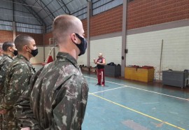 Tiro de Guerra 05-018 realiza treinamento de Defesa Pessoal - Fotos: Assessoria