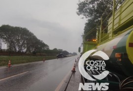 Acidente envolvendo carreta é registrado na BR-277 em São Miguel do Iguaçu