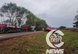 Acidente envolvendo carreta é registrado na BR-277 em São Miguel do Iguaçu