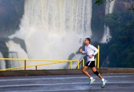 Faltam apenas 3 meses para a Meia Maratona das Cataratas. Foto: Marcos Labanca