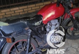 Motocicleta apreendida durante a primeira abordagem na região central