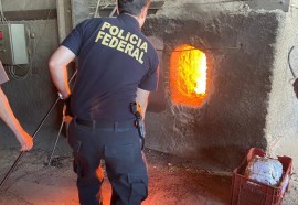 Polícia Federal realiza quinta operação de incineração de entorpecentes em Foz