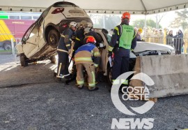 Bombeiros militares de São Miguel participam do 2º Desafio de Salvamento Veicular, em Curitiba