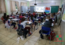 Palestra nas escolas de Missal