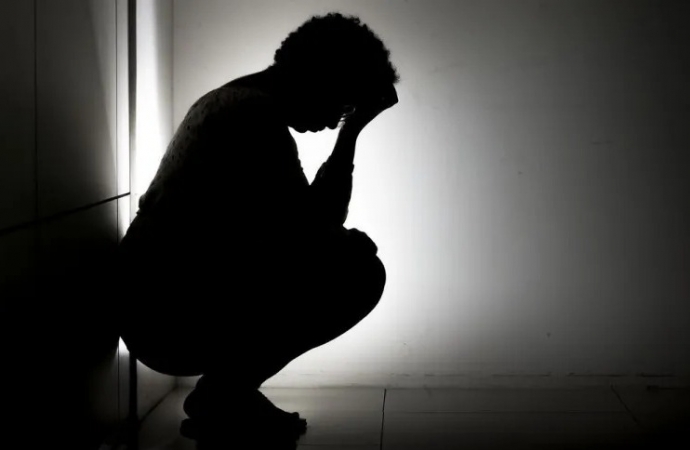 80% das pessoas diagnosticadas com ansiedade e depressão nas Américas não têm acesso a tratamento