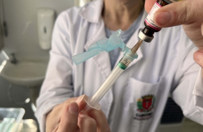 87 milhões de doses: após reverter queda, Paraná alcança maior índice de vacinação da década