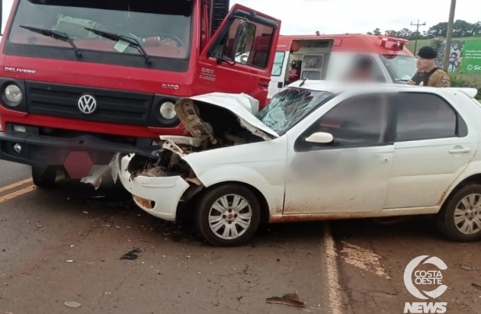 Acidente entre caminhão e carro é registrado em Itaipulândia