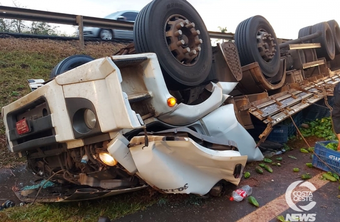 Acidente envolvendo caminhão tem vítima fatal na BR-277, em São Miguel do Iguaçu