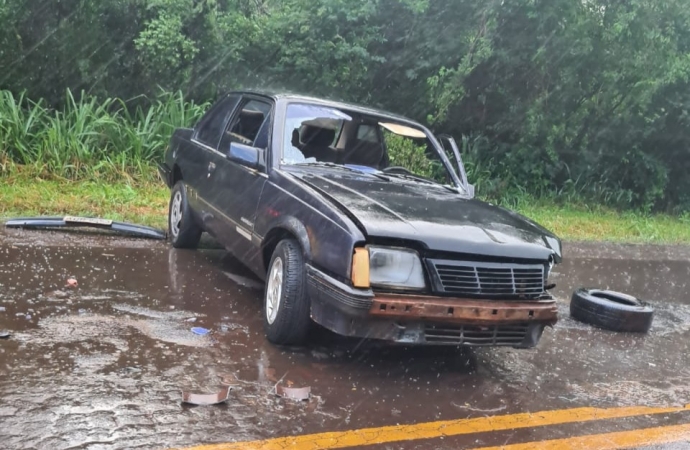 Acidente envolvendo dois veículos é registrado na PR 317 em Santa Helena