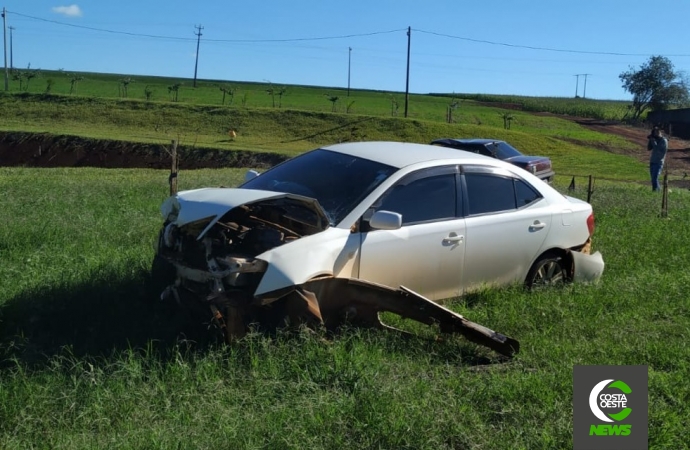 Acidente envolvendo veículos deixa feridos na PR 495 em Santa Helena