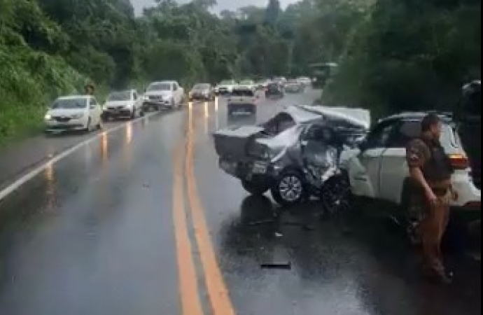 Acidente grave em Céu Azul deixa um morto e três feridos