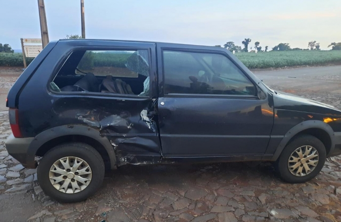 Acidente na PR-488 em Santa Helena deixa motociclista ferido