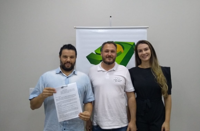 ACISMI firma parceria com Clínica Odontológica para beneficiar seus associados
