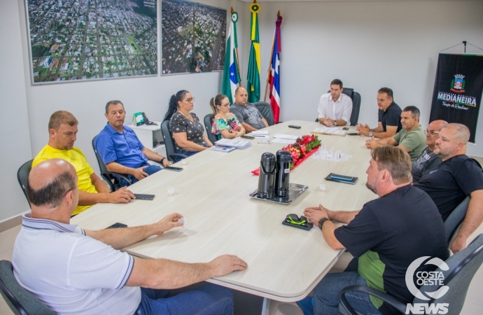 Administração recebe entidades Lar dos Idosos, Amedef e Recanto Parque Iguaçu