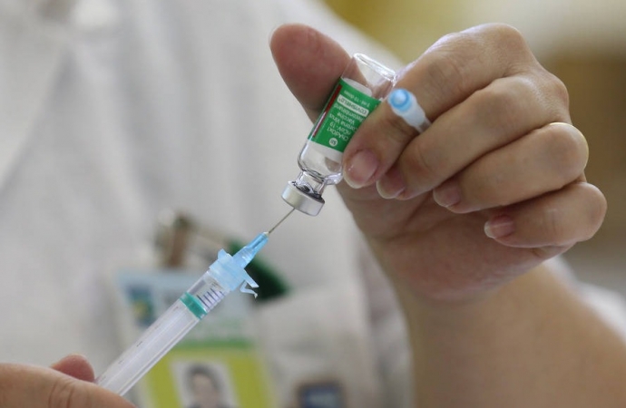 Adolescentes de 12 a 15 anos já podem se vacinar contra a Covid-19 em Medianeira
