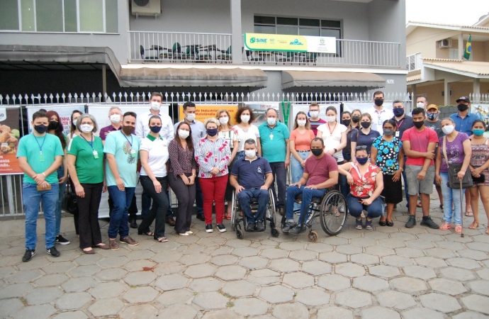 Agência do Trabalhador de Medianeira promove o Dia D com pessoas com Deficiência