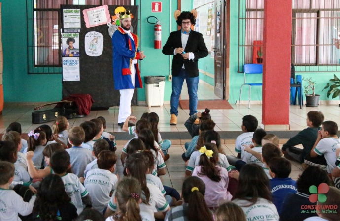 Alunos da rede Municipal de Ensino de Missal participam de palestra sobre valorização da Vida