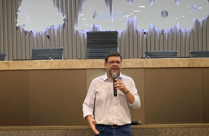 AMOP promove encontro com secretários de educação