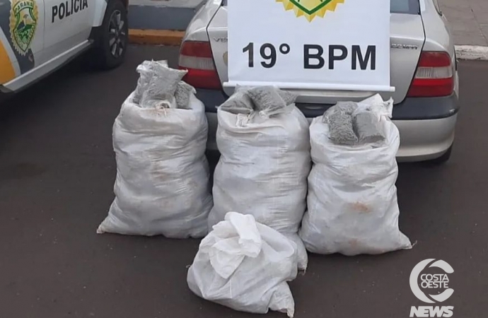 Após tentativa de abordagem em São Pedro, PM apreende 100 kg de maconha em Ouro Verde do Oeste