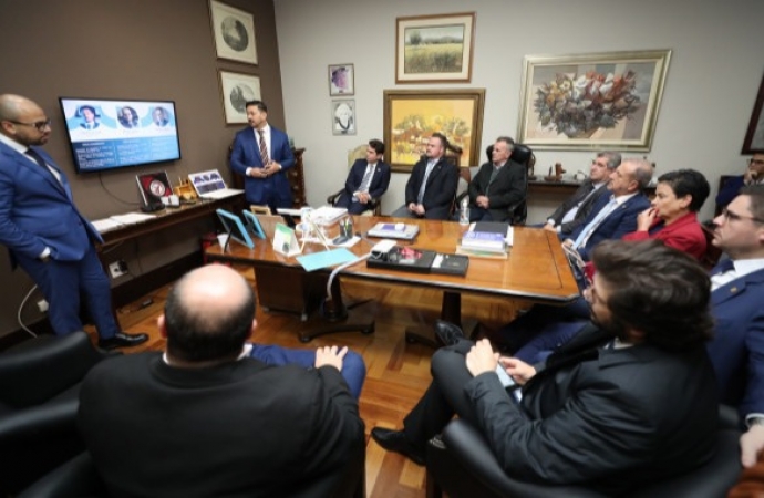 Assembleia Legislativa do Paraná discute manipulação de resultado em partidas de futebol