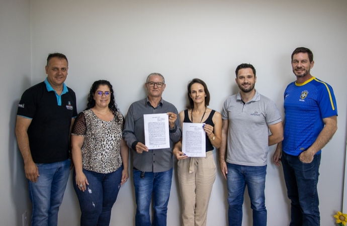 Assinado o Termo para repasse de recursos para a Entidade Filantrópica O Bom Samaritano em Medianeira