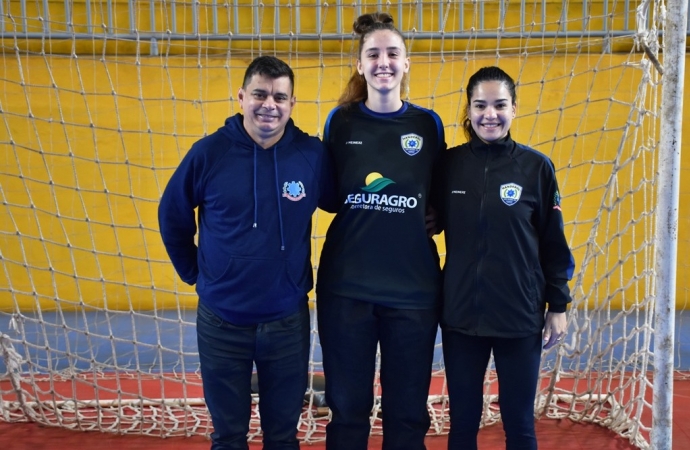 Atleta de São Miguel do Iguaçu é convocada para a seletiva da Seleção Brasileira de Handebol Sub-17