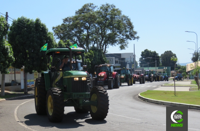 Mobilização em apoio ao governo Bolsonaro é realizado em Santa Helena