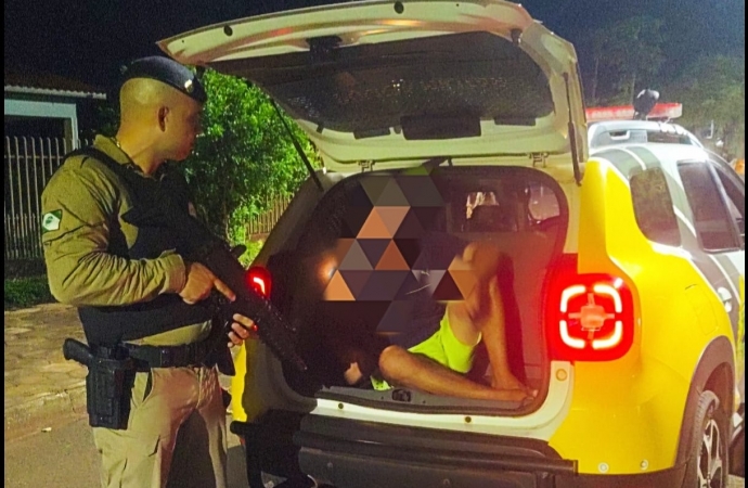 Autor de furto e preso em flagrante pela Polícia Militar logo após cometer o crime