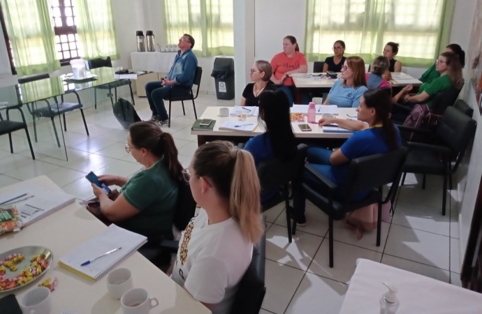 Avaliação de Desempenho de Professores e Servidores foi o tema do 10º encontro para gestores em Missal