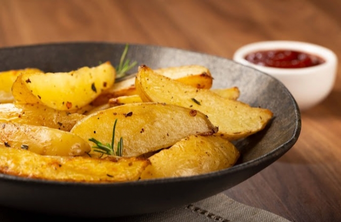 Batata rústica na AirFryer - Fácil