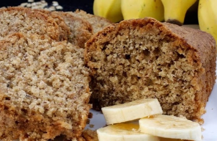 Bolo de banana com aveia - Sem açúcar e sem farinha