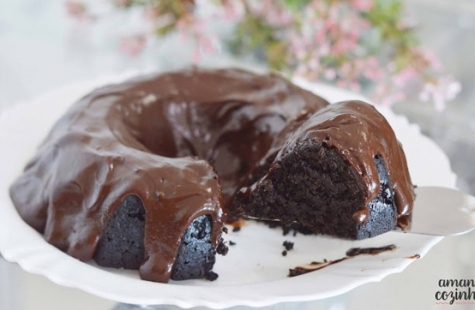 Bolo oreo com apenas 3 ingredientes