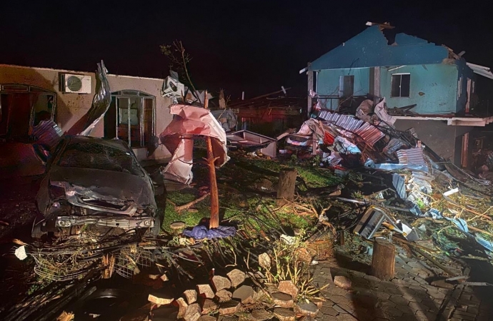 Bombeiros intensificam buscas por desaparecidos em Rio Bonito do Iguaçu; 5 mortes confirmadas