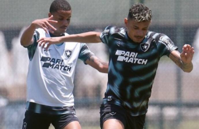 Botafogo tenta retomar ponta do Brasileiro diante do Bragantino
