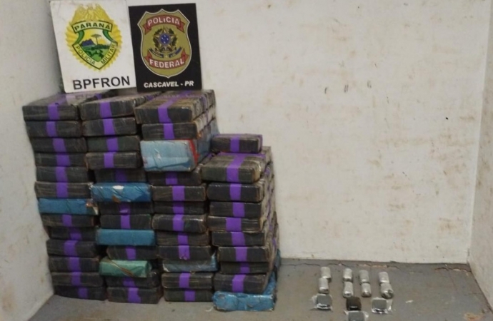 BPFRON apreende Blazer com quase uma tonelada de droga em Diamante do Oeste