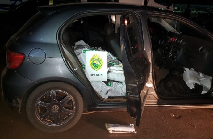 BPFron apreende carro carregado com agrotóxicos contrabandeados em Diamante do Oeste