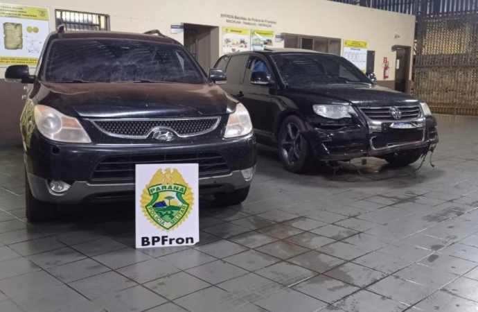 BPFRON apreende carros carregados com cigarros contrabandeados em Guaíra