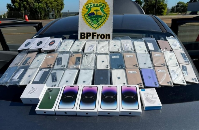 BPFRON apreende dois veículos, cigarros, aparelhos celulares e eletrônicos em Céu Azul