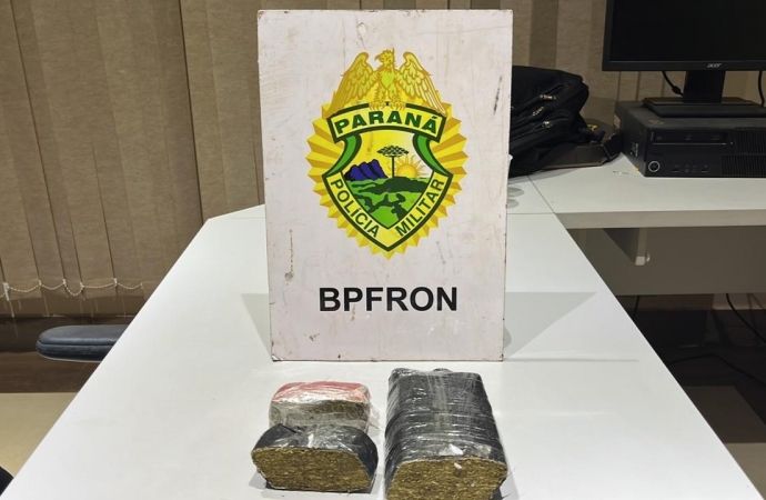 BPFRON apreende droga em ônibus na cidade Medianeira