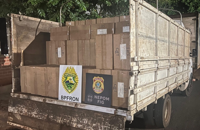 BPFRON e Polícia Federal apreendem caminhão carregado com cigarros contrabandeados em Itaipulândia