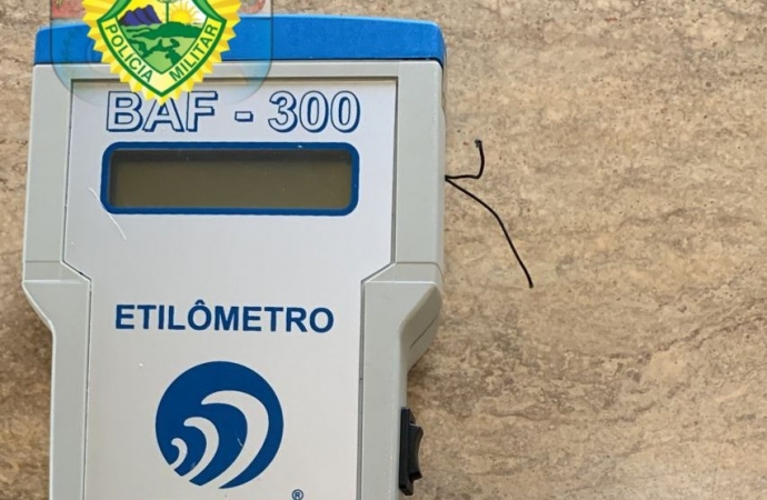 BPRv intensifica a fiscalização de trânsito com o etilômetro mesmo diante das fortes chuvas na região e efetua a prisão de condutor embriagado