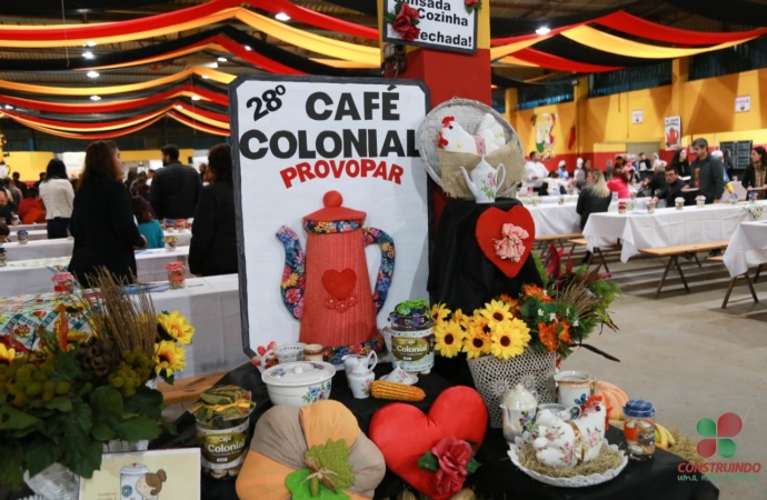 Café Colonial de Missal reuniu grande público no Centro de Eventos