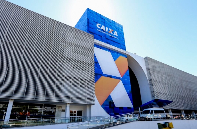 Caixa paga auxílio emergencial a nascidos em março
