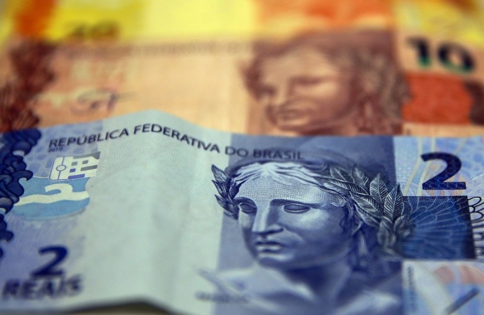 Caixa paga hoje Auxílio Brasil a beneficiários com NIS final 8