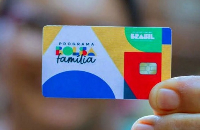 Caixa paga novo Bolsa Família a beneficiários com NIS de final 2