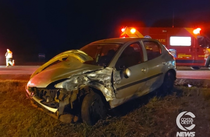 Carro invade preferencial e causa colisão em São Miguel do Iguaçu